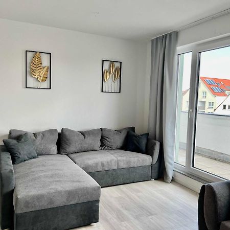 Nujen- Hotel Und Apartment Stuttgart Zuffenhausen 외부 사진