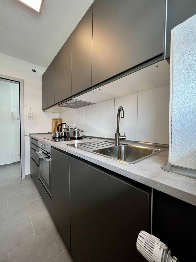 Nujen- Hotel Und Apartment Stuttgart Zuffenhausen 외부 사진